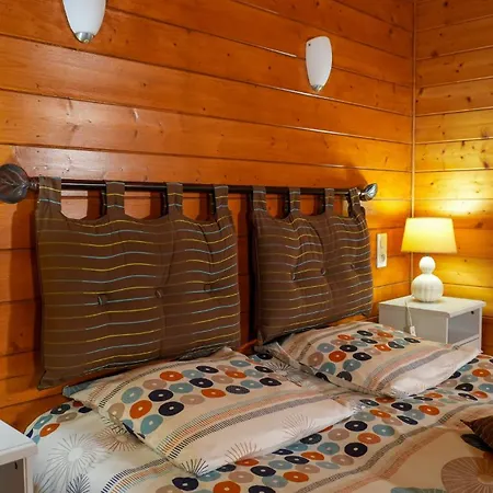 Ecolodge Les Sentiers Du Lac - Domaine De La Gaia Soreze Exterior photo